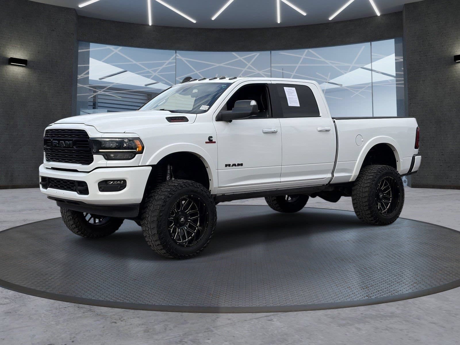 2022 Ram Crew Cab 4x4 64 Box
