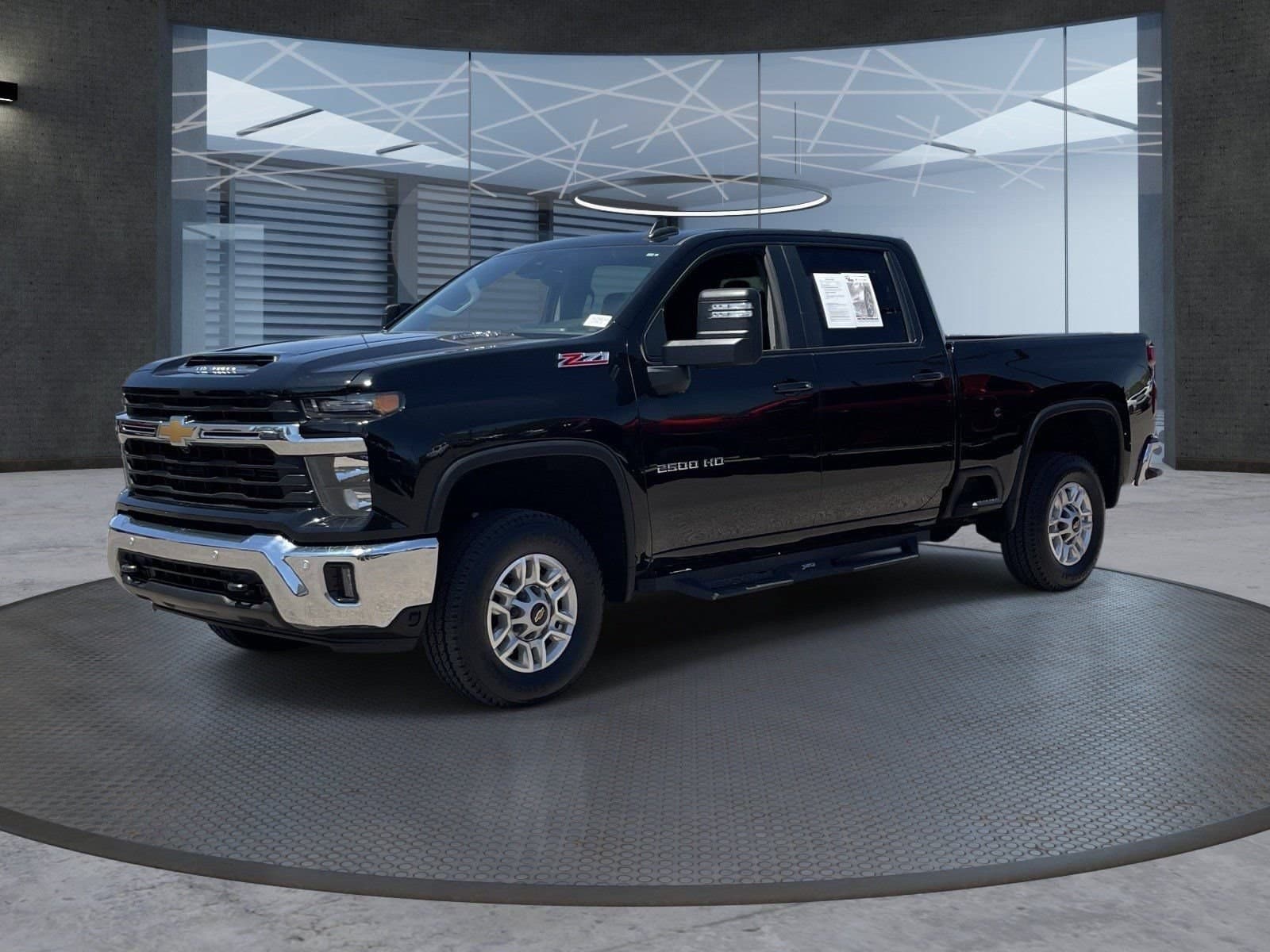 2025 Chevrolet Silverado LT